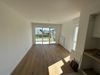  Appartement à louer 2 pièces 42 m²