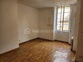  Immeuble à vendre 10 pièces 157 m²