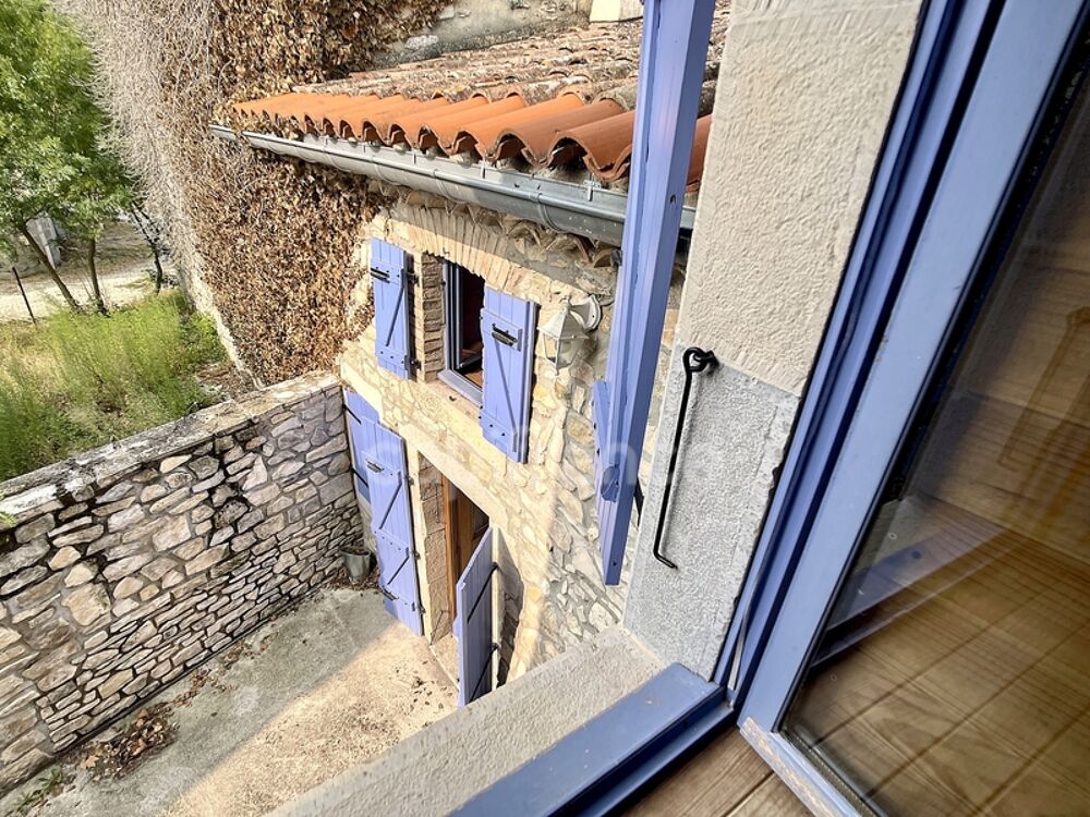 Vente Maison Dpt Drôme (26), à vendre proche de LA TOUCHE maison en pierre P5 mitoyenne, d'environ 110 m² habitables avec cour La touche