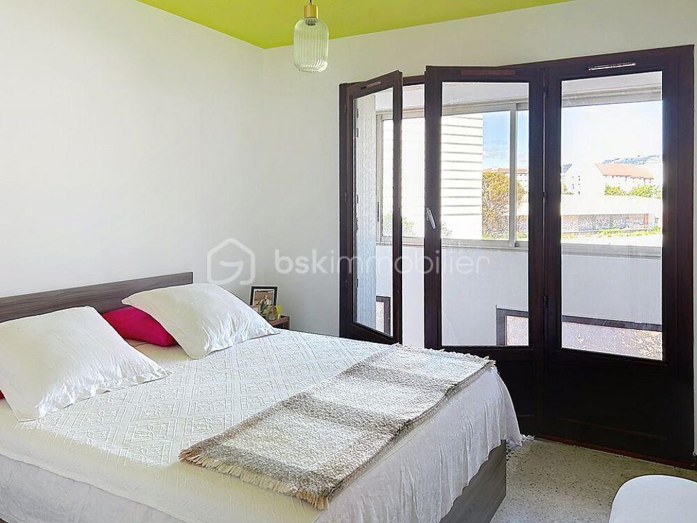 Vente Appartement TOULON –Champs de mars - T3 lumineux 60 m² rénové – 2 chambres – Ascenseur Toulon
