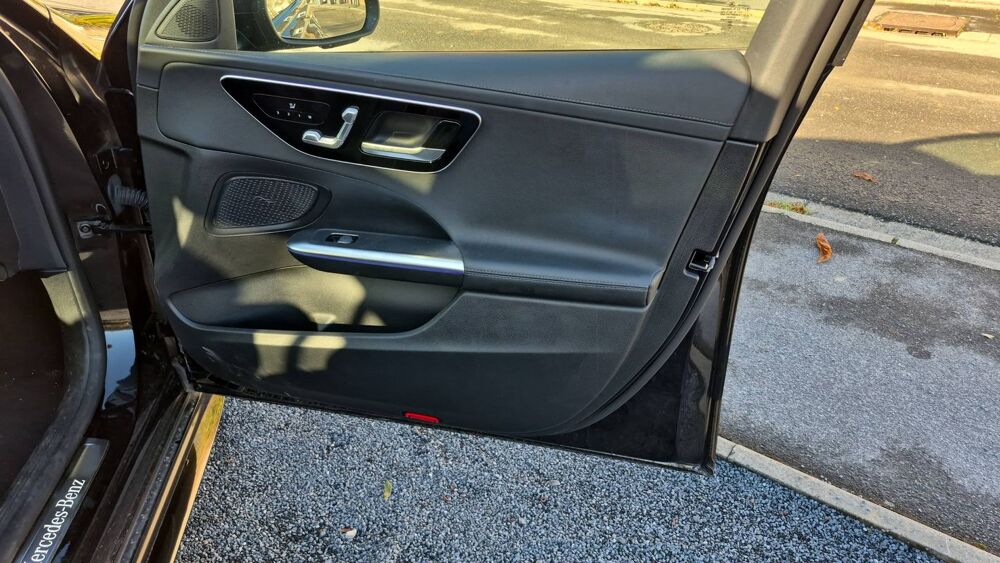 Classe C 220 d 200 EQ Boost 9G-TRONIC AMG Line - Automatique Toit ouv 2025 occasion 59540 Caudry