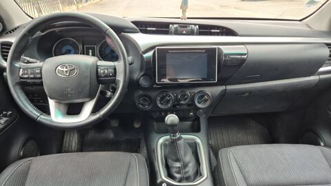 Hilux Double Cabine 2.4 D-4D 150 AWD Legende - 5 places 2017 occasion 20290 Volpajola