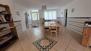  Maison � vendre 10 pi�ces 300 m�