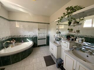  Maison  vendre 7 pices 138 m