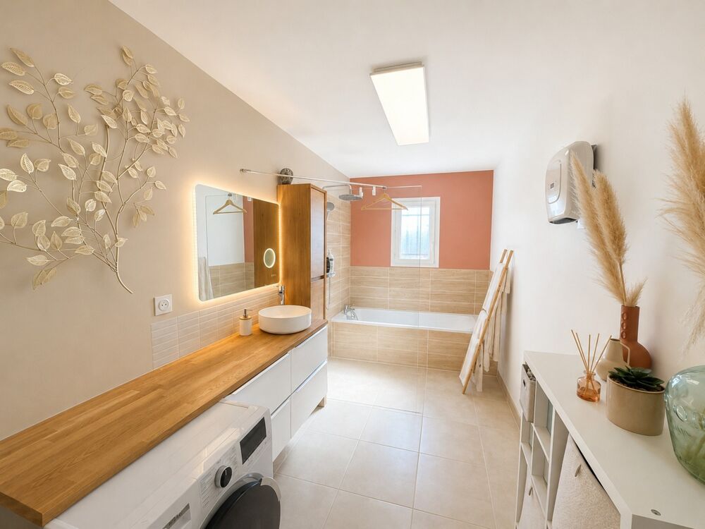 Villa 4 Pièces de plain-pied avec vue dégagée sur les champs  Beauvoisin(30)