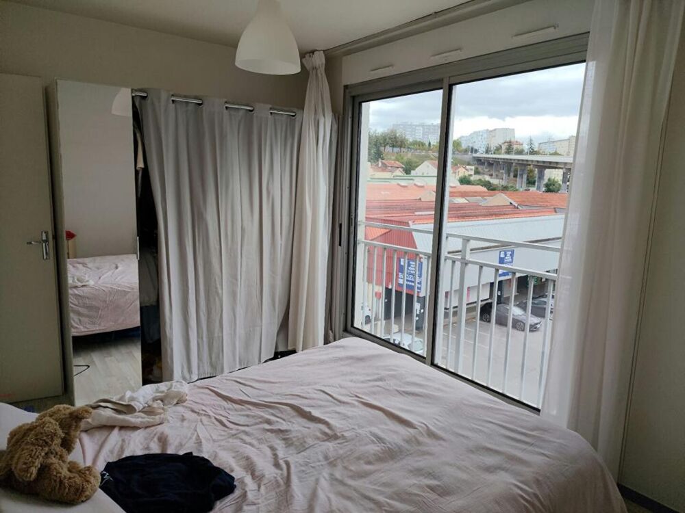 Vente Appartement Appartement Clermont-ferrand 2 pièce(s) 47 m2 - loué - bon rendement Clermont ferrand