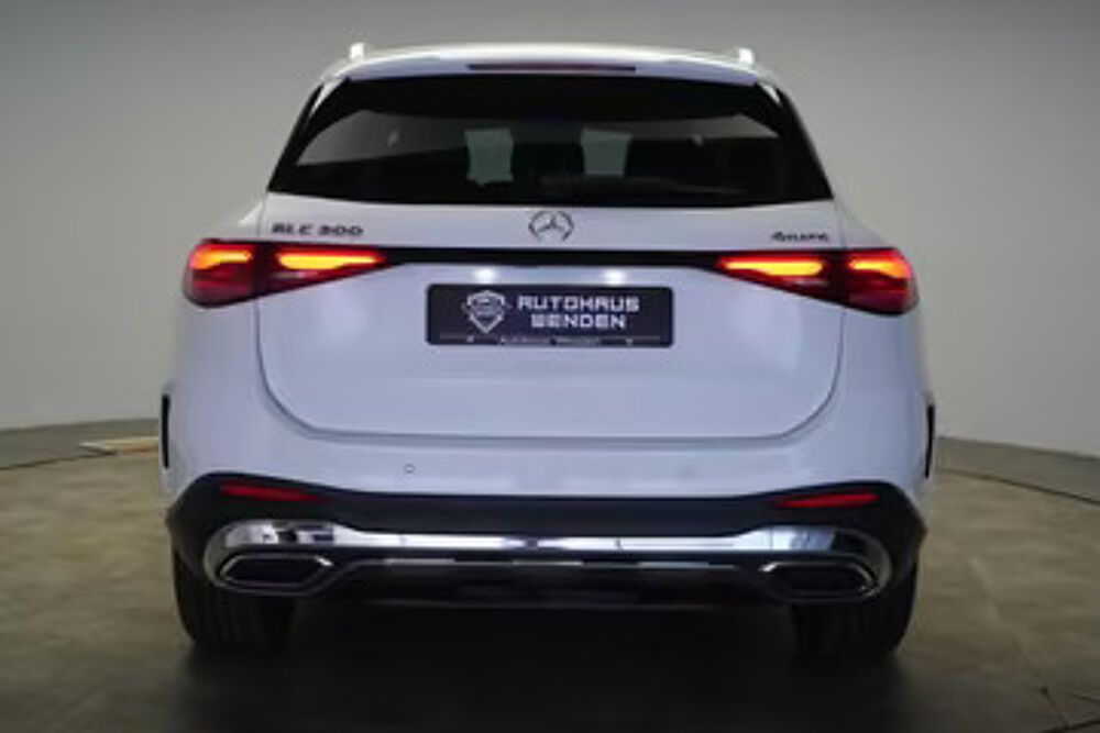 Classe GLC 300 4MATIC AMG Line Distronic Kamera Lane Assist AHK 2023 occasion 33000 Bordeaux