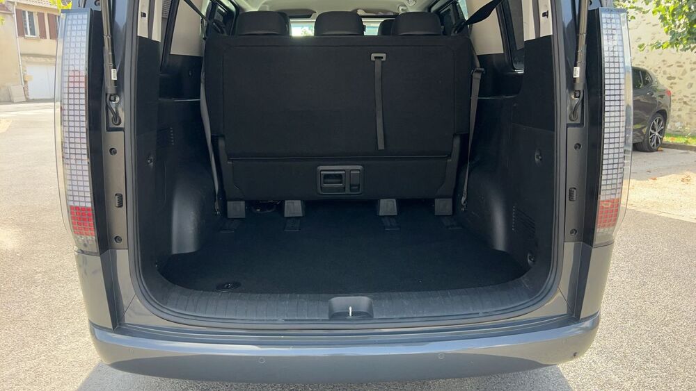 Staria 1.6 T-GDI 225 Hybrid Executive - Premi&egrave;re main Garantie cons 2025 occasion 95700 Roissy En France