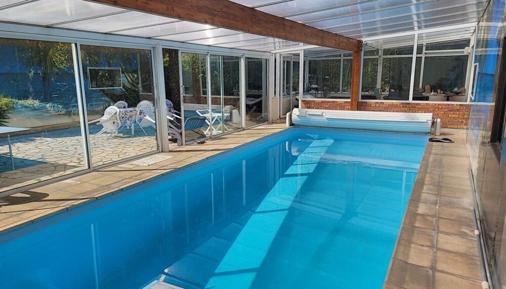 Vente Maison VIAGER OCCUPÉ SANS RENTE – MAISON 9 PIÈCES AVEC PISCINE COUVERTE À LAMBALLE-ARMOR La poterie