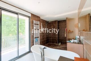  Villa � vendre 6 pi�ces 180 m�