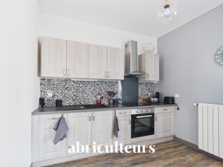  Immeuble à vendre 6 pièces 333 m²