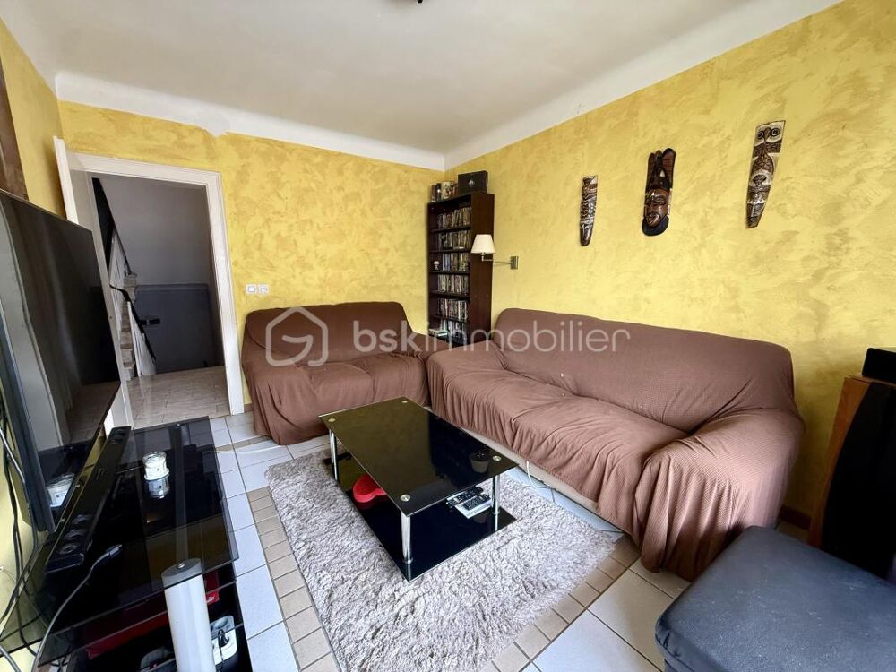 Vente Maison maison de ville avec garage et place de parking privée Boulay moselle