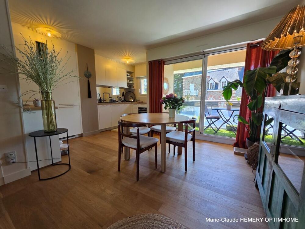 Vente Appartement Dinard, Pointe de la Malouine. Appartement T2 traversant de 54.23 m² parfaitement rénové. 3 balcons, cave Dinard