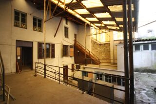  Immeuble à vendre 12 pièces 320 m²