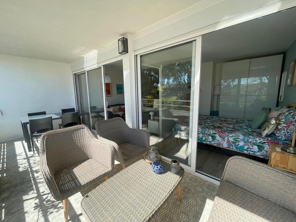 ARCACHON - AIGUILLON. Appartement rénové. 3 pièces. 48 m²