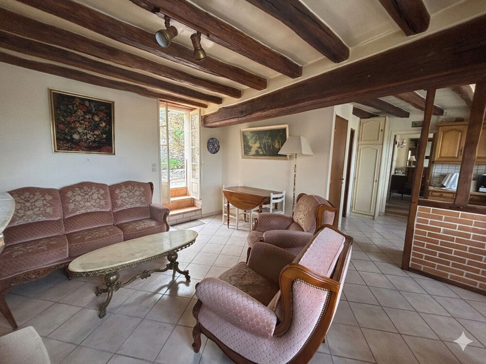 Maison de village 81 m² avec jardin clos  Idéal premier achat ou résidence secondaire SAINT PRIVE 89