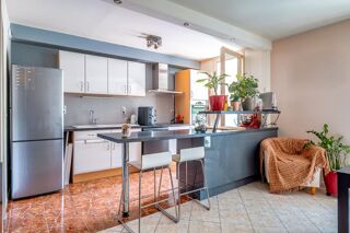  Appartement à vendre 4 pièces 77 m²