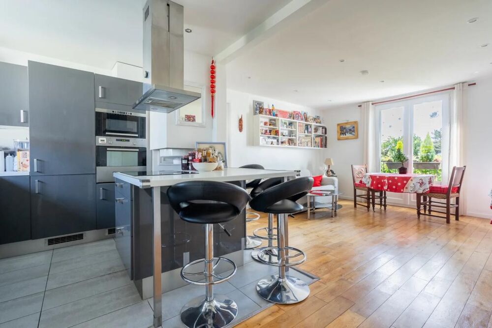 Lumineux F3 de 57 m² en parfait état au Perreux-sur-Marne