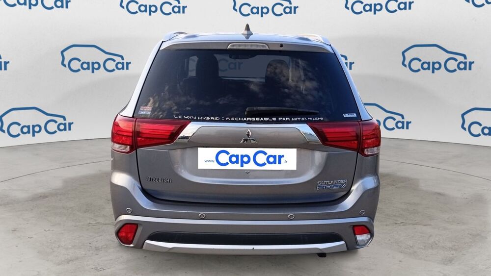 Outlander 2.0 MIVEC 163 Plug in Hybrid 4WD BVA Energy Zen 2017 occasion 20000 Ajaccio