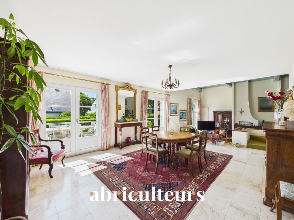 belle propriété au calme avec piscine et un vaste terrain en vente à Orvault (44700)