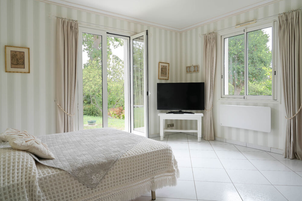 à vendre  Maison Saint-Pée-sur-Nivelle (64310)