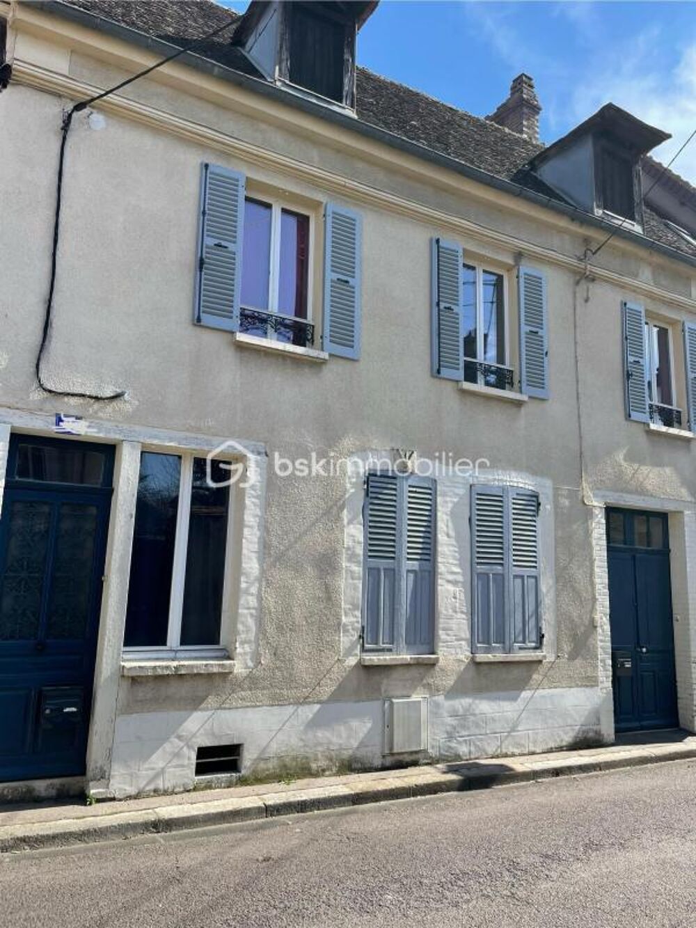 Vente Maison Maison de ville avec appartements et jardin Sens