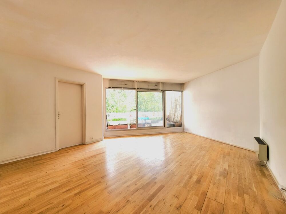 Rosny-sous-Bois Colline de la Boissière  Parc de Nanteuil  4 pièces traversant de 89 m² avec terrasse, balcons et double stati