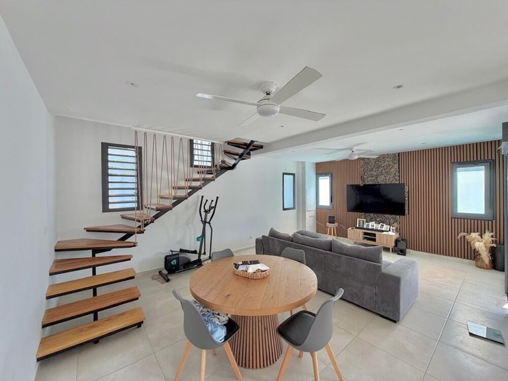 A VENDRE VILLA T5 AVEC PISCINE  LA RIVIÈRE SAINT-LOUIS 97421  SECTEUR LE RUISSEAU