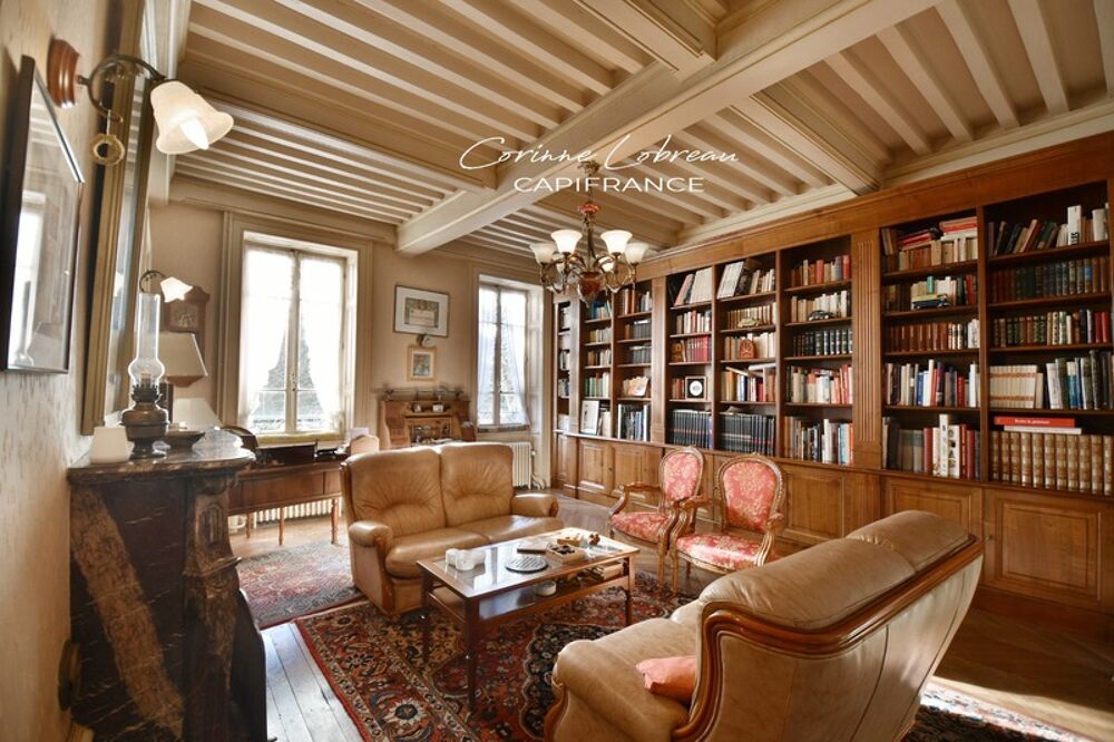Vente Propriété/Château Propriété à vendre 14 pièces à LA ROCHE VINEUSE La roche vineuse