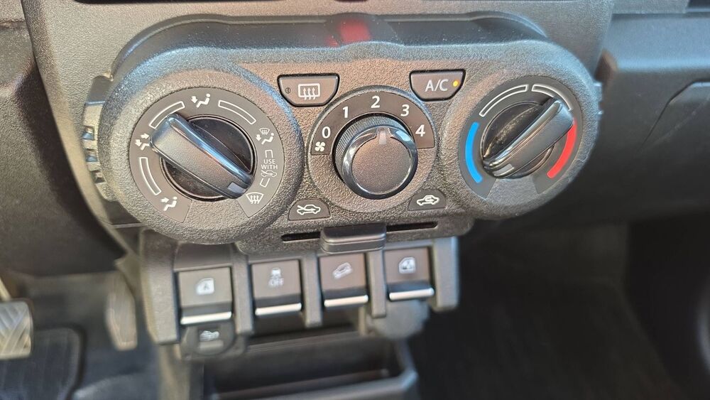 Jimny 1.5 VVT 102 Privilege - Premi&egrave;re main 2021 occasion 06130 Grasse