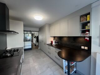  Appartement à vendre 6 pièces 132 m²