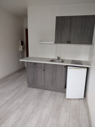  Appartement à louer 1 pièce 16 m²