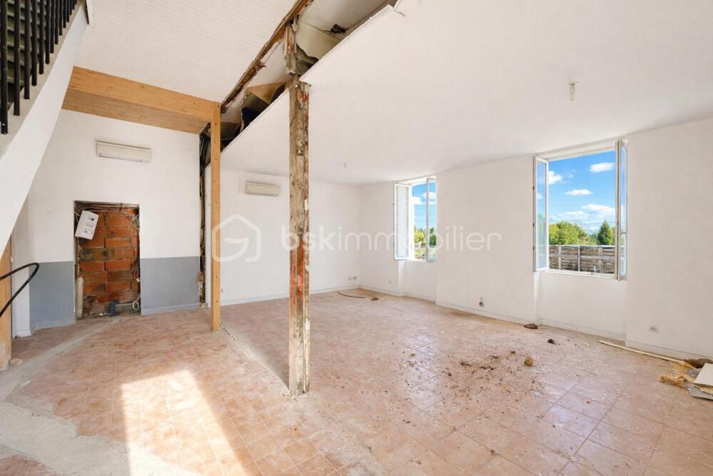 Vente Duplex/Triplex DUPLEX-JARDIN À CRÉER - 132m² DANS UNE BÂTISSE EN PIERRES DORÉES Creches sur saone
