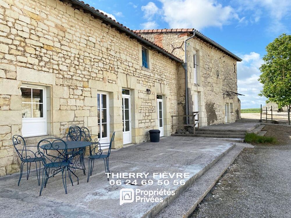 À vendre 86200 Glénouze Maison de 10 pièces 312 m2 avec gîte indépendant, dépendance, terrain, bois et caves