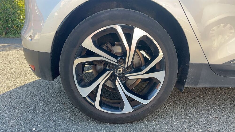 Sc&eacute;nic IV 1.7 Blue dCi 150 Intens 2019 occasion 45640 Sandillon