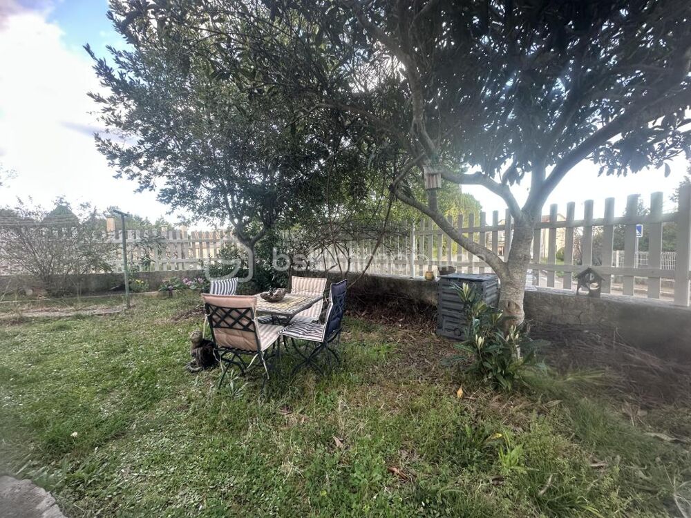 Découvrez la quiétude d'une villa spacieuse à Bagard à proximité de toutes commodités