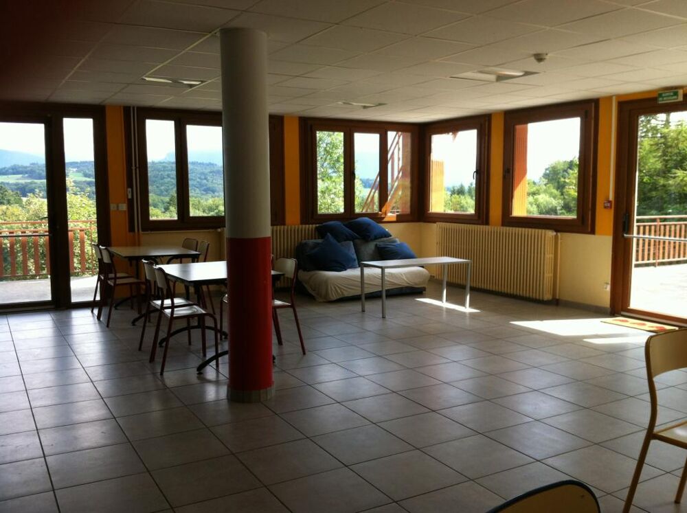 à vendre  Propriété/château Cruseilles (74350)