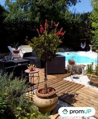  Villa  vendre 12 pices 300 m