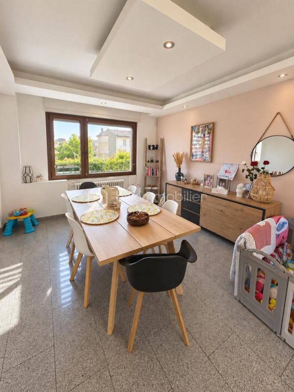 MAISON 3 CHAMBRES -GARAGE-JARDIN