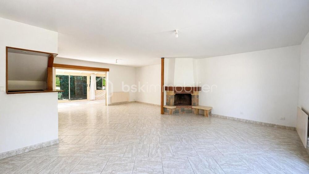 Vente Villa Magnifique maison familiale avec piscine – Calme absolu à 20 km de Paris - 240 m² habitables Perigny