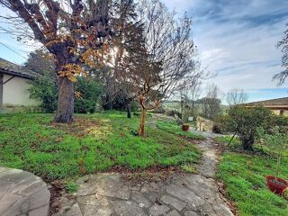  Villa � vendre 9 pi�ces 215 m�