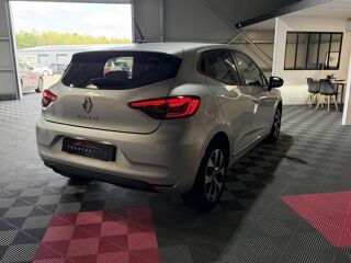 Clio V 5 Portes 1.0 TCe 12V S&S 90 cv EVOLUTION 2022 occasion 85190 Venansault