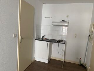  Appartement à louer 1 pièce 19 m²