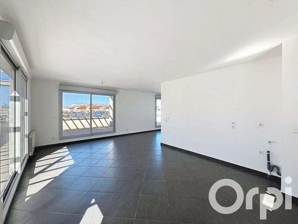 Location Appartement A louer T5 avec 4 chambres au 6 Bis Rue Emile DECORPS 69100 Villeurbanne Villeurbanne