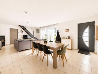  Maison à vendre 7 pièces 185 m²