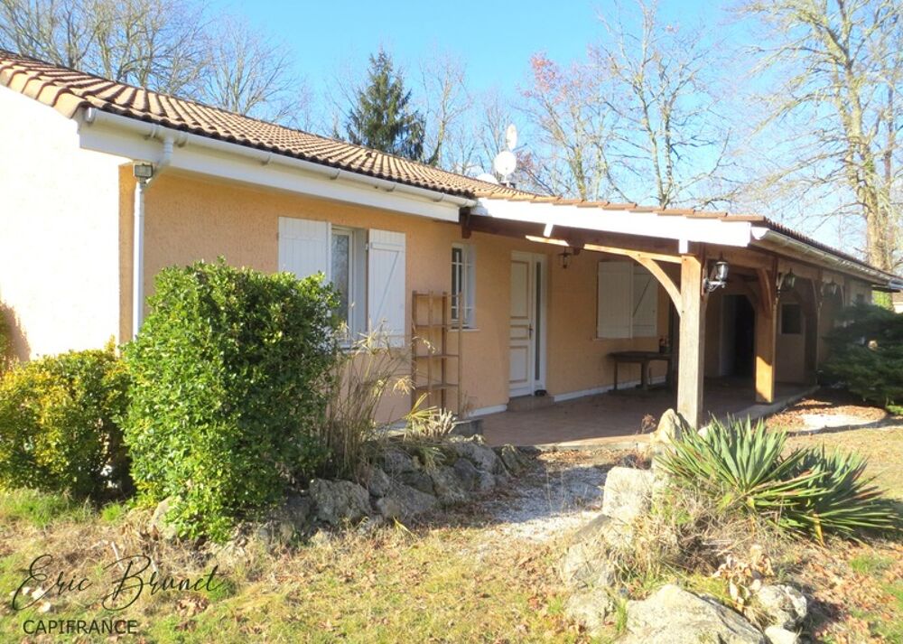 SAINT MAGNE - maison de plain-pied de 108 m² + annexes sur terrain dune superficie de 6 600 m² divisible