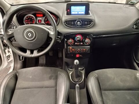 Clio III 1.2 TCE 100 NIGHT&DAY 5P 2012 occasion 06640 Saint-Jeannet