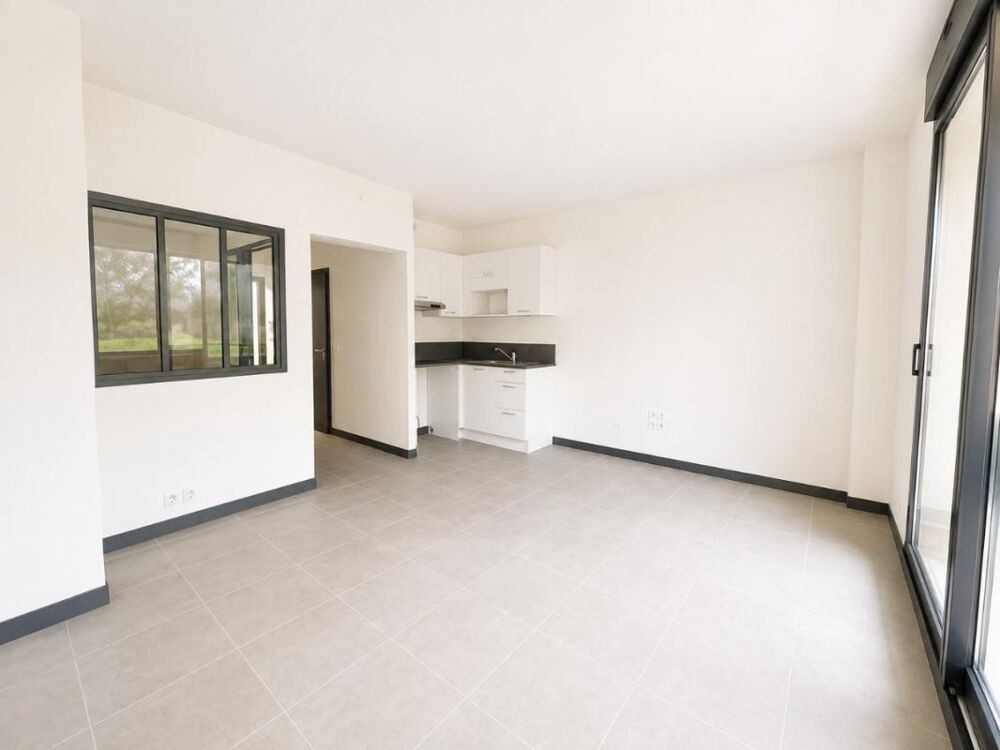 Location Appartement T1 avec balcon à CANNES Cannes