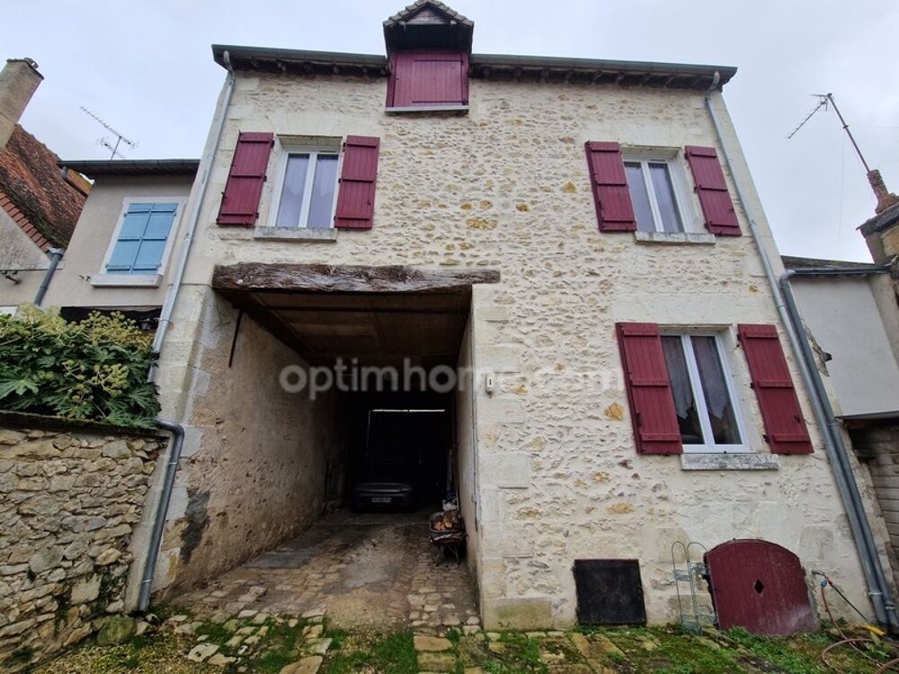Maison de 100 m², 4 chambres, sur plus de 1300 m² de terrain