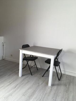  Appartement à louer 1 pièce 22 m²